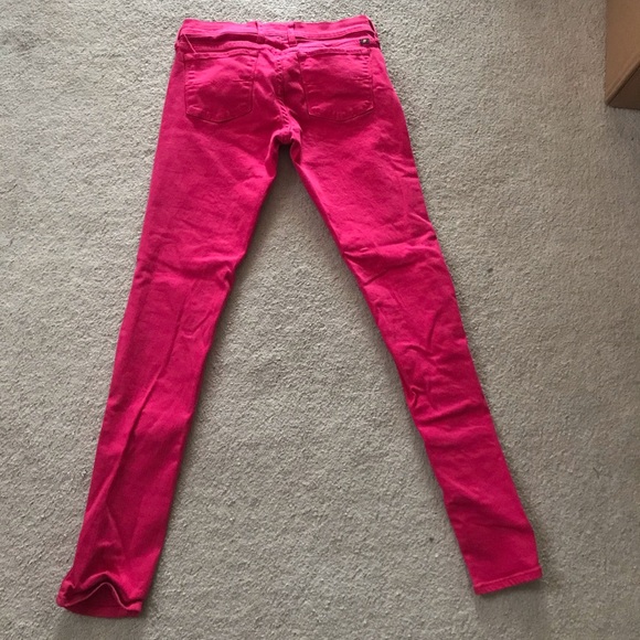 Lucky Brand Hot Pink Jeans. 4. - Picture 6 of 8